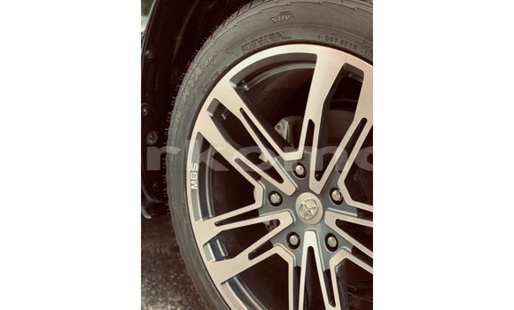 Buy Import Toyota Land Cruiser Black Car in Import - Dubai in Great Comore Buy Import Toyota Land Cruiser Black Car in Import - Dubai in Great Comore