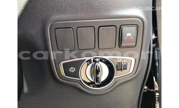 Acheter Import Voiture Mercedes-Benz 250 Bleu à Import - Dubai, Grande Comore Acheter Import Voiture Mercedes-Benz 250 Bleu à Import - Dubai, Grande Comore