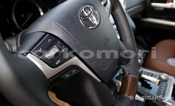 Buy Import Toyota Land Cruiser Black Car in Import - Dubai in Great Comore Buy Import Toyota Land Cruiser Black Car in Import - Dubai in Great Comore
