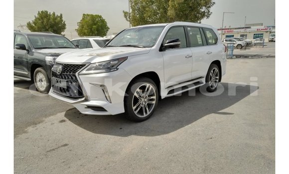 Buy Import Lexus LX White Car in Import - Dubai in Great Comore Buy Import Lexus LX White Car in Import - Dubai in Great Comore