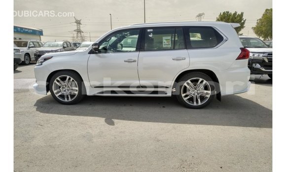 Buy Import Lexus LX White Car in Import - Dubai in Great Comore Buy Import Lexus LX White Car in Import - Dubai in Great Comore
