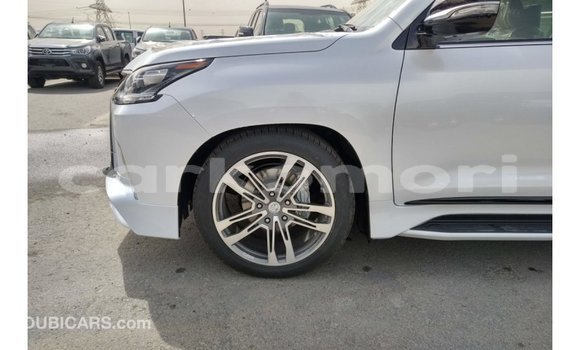 Buy Import Lexus LX White Car in Import - Dubai in Great Comore Buy Import Lexus LX White Car in Import - Dubai in Great Comore