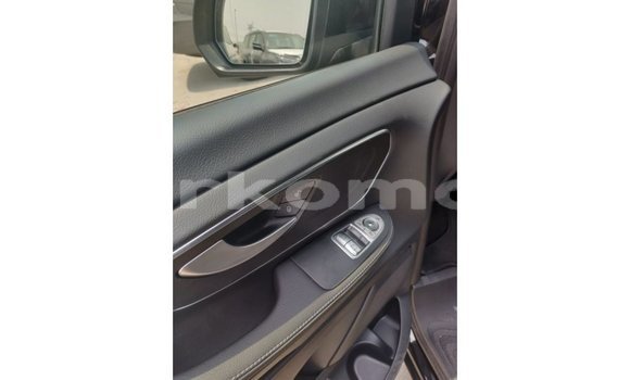 Buy Import Mercedes-Benz 250 Black Car in Import - Dubai in Great Comore Buy Import Mercedes-Benz 250 Black Car in Import - Dubai in Great Comore