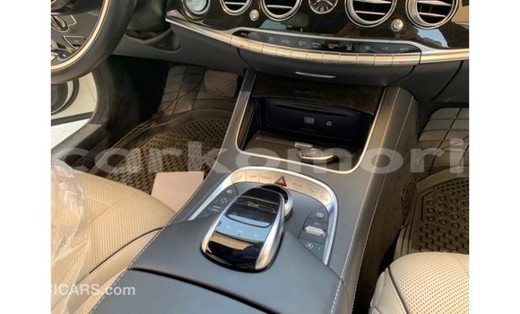 Buy Import Mercedes-Benz 190 White Car in Import - Dubai in Great Comore Buy Import Mercedes-Benz 190 White Car in Import - Dubai in Great Comore