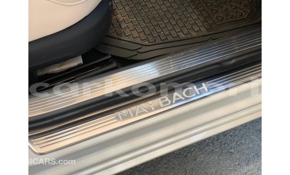 Buy Import Mercedes-Benz 190 White Car in Import - Dubai in Great Comore Buy Import Mercedes-Benz 190 White Car in Import - Dubai in Great Comore