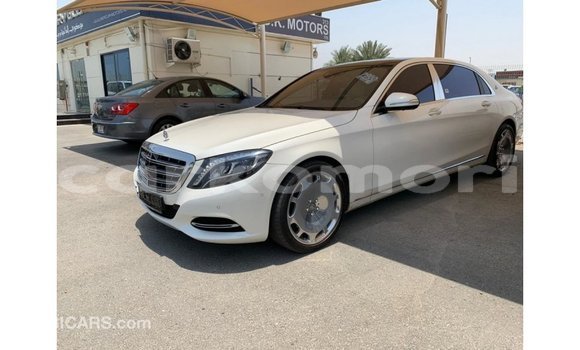 Buy Import Mercedes-Benz 190 White Car in Import - Dubai in Great Comore Buy Import Mercedes-Benz 190 White Car in Import - Dubai in Great Comore