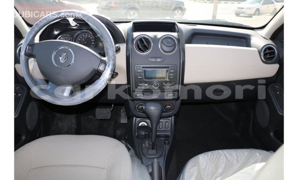Acheter Import Voiture Renault Duster Noir à Import - Dubai, Grande Comore
