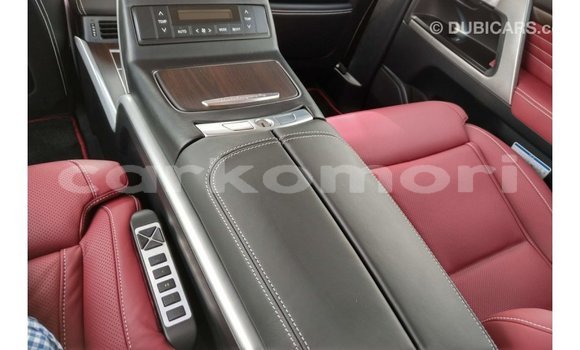 Buy Import Toyota Land Cruiser Black Car in Import - Dubai in Great Comore Buy Import Toyota Land Cruiser Black Car in Import - Dubai in Great Comore