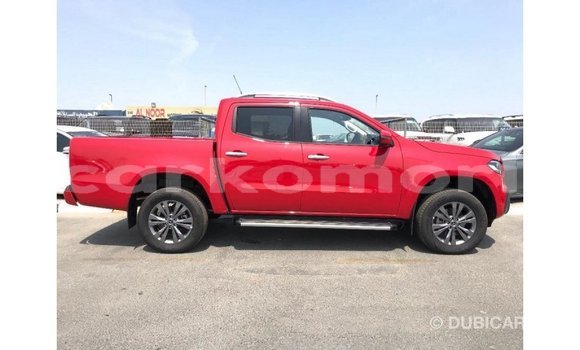 Acheter Import Voiture Mercedes-Benz 250 Rouge à Import - Dubai, Grande Comore Acheter Import Voiture Mercedes-Benz 250 Rouge à Import - Dubai, Grande Comore