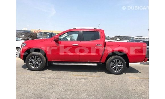 Acheter Import Voiture Mercedes-Benz 250 Rouge à Import - Dubai, Grande Comore Acheter Import Voiture Mercedes-Benz 250 Rouge à Import - Dubai, Grande Comore