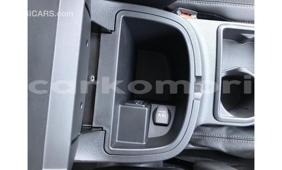 Acheter Import Voiture Mercedes-Benz 250 Rouge à Import - Dubai, Grande Comore Acheter Import Voiture Mercedes-Benz 250 Rouge à Import - Dubai, Grande Comore