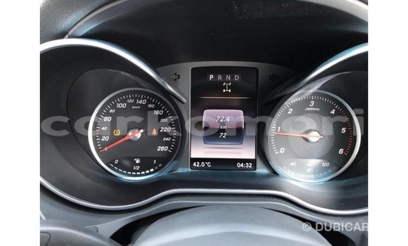 Acheter Import Voiture Mercedes-Benz 250 Rouge à Import - Dubai, Grande Comore Acheter Import Voiture Mercedes-Benz 250 Rouge à Import - Dubai, Grande Comore