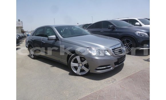 Acheter Import Voiture Mercedes-Benz 250 Autre à Import - Dubai, Grande Comore