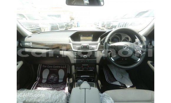 Buy Import Mercedes-Benz 250 Other Car in Import - Dubai in Great Comore Buy Import Mercedes-Benz 250 Other Car in Import - Dubai in Great Comore