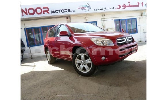 Buy Import Toyota 4Runner Red Car in Import - Dubai in Great Comore