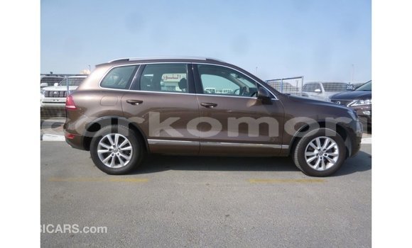 Buy Import Volkswagen Touareg Brown Car in Import - Dubai in Great Comore Buy Import Volkswagen Touareg Brown Car in Import - Dubai in Great Comore