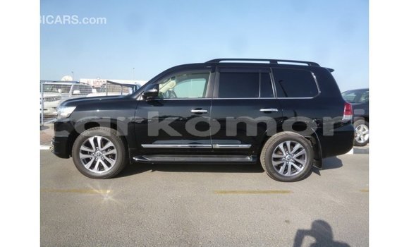 Acheter Import Voiture Toyota Land Cruiser Noir à Import - Dubai, Grande Comore Acheter Import Voiture Toyota Land Cruiser Noir à Import - Dubai, Grande Comore