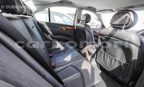 Acheter Import Voiture Mercedes-Benz 200 Autre à Import - Dubai, Grande Comore Acheter Import Voiture Mercedes-Benz 200 Autre à Import - Dubai, Grande Comore