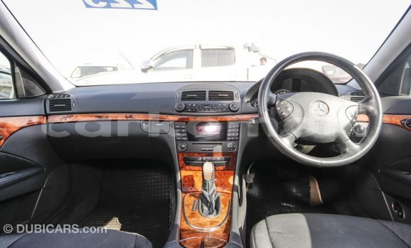 Acheter Import Voiture Mercedes-Benz 200 Autre à Import - Dubai, Grande Comore Acheter Import Voiture Mercedes-Benz 200 Autre à Import - Dubai, Grande Comore