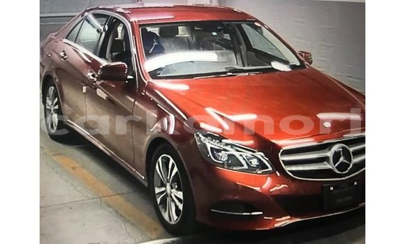 Buy Import Mercedes-Benz 190 Other Car in Import - Dubai in Great Comore Buy Import Mercedes-Benz 190 Other Car in Import - Dubai in Great Comore