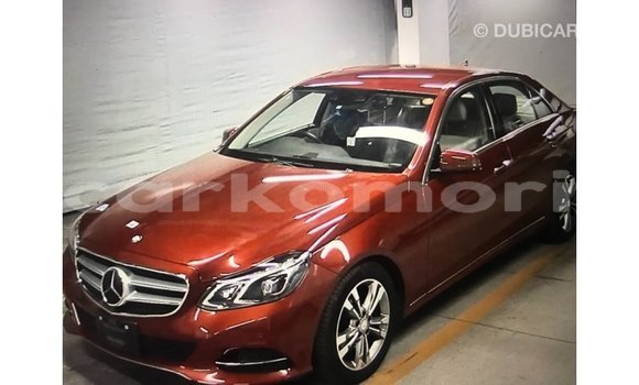 Buy Import Mercedes-Benz 190 Other Car in Import - Dubai in Great Comore Buy Import Mercedes-Benz 190 Other Car in Import - Dubai in Great Comore