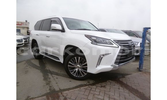 Buy Import Lexus LX White Car in Import - Dubai in Great Comore