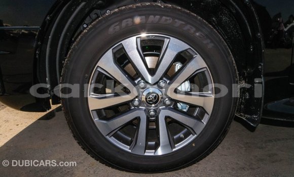Acheter Import Voiture Toyota Land Cruiser Noir à Import - Dubai, Grande Comore Acheter Import Voiture Toyota Land Cruiser Noir à Import - Dubai, Grande Comore