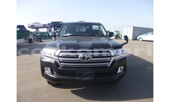 Buy Import Toyota Land Cruiser Black Car in Import - Dubai in Great Comore Buy Import Toyota Land Cruiser Black Car in Import - Dubai in Great Comore