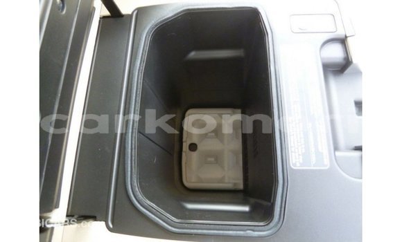 Acheter Import Voiture Toyota Land Cruiser Autre à Import - Dubai, Grande Comore Acheter Import Voiture Toyota Land Cruiser Autre à Import - Dubai, Grande Comore