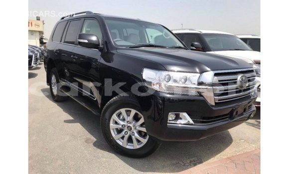 Buy Import Toyota Land Cruiser Black Car in Import - Dubai in Great Comore Buy Import Toyota Land Cruiser Black Car in Import - Dubai in Great Comore