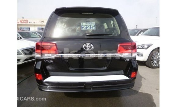 Acheter Import Voiture Toyota Land Cruiser Noir à Import - Dubai, Grande Comore Acheter Import Voiture Toyota Land Cruiser Noir à Import - Dubai, Grande Comore