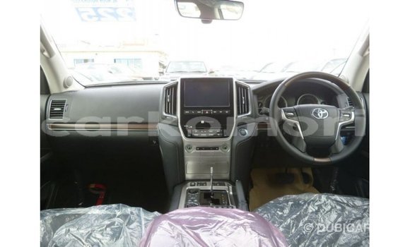 Buy Import Toyota Land Cruiser Other Car in Import - Dubai in Great Comore Buy Import Toyota Land Cruiser Other Car in Import - Dubai in Great Comore