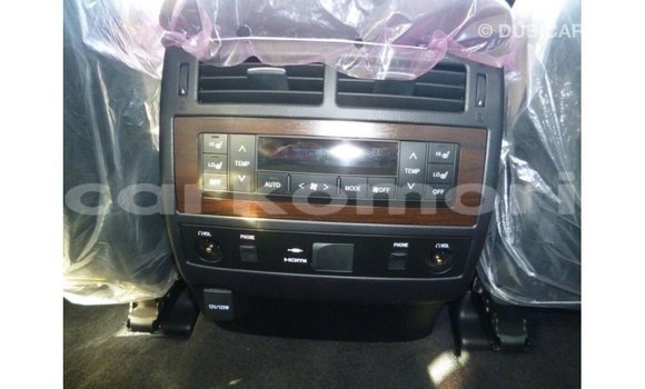 Buy Import Toyota Land Cruiser Black Car in Import - Dubai in Great Comore Buy Import Toyota Land Cruiser Black Car in Import - Dubai in Great Comore