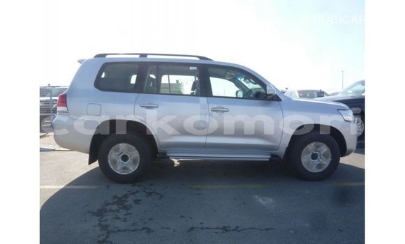 Buy Import Toyota Land Cruiser Other Car in Import - Dubai in Great Comore Buy Import Toyota Land Cruiser Other Car in Import - Dubai in Great Comore