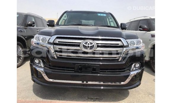 Acheter Import Voiture Toyota Land Cruiser Noir à Import - Dubai, Grande Comore Acheter Import Voiture Toyota Land Cruiser Noir à Import - Dubai, Grande Comore