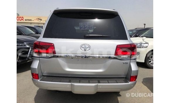 Acheter Import Voiture Toyota Land Cruiser Autre à Import - Dubai, Grande Comore Acheter Import Voiture Toyota Land Cruiser Autre à Import - Dubai, Grande Comore