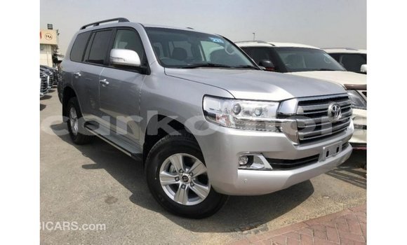 Acheter Import Voiture Toyota Land Cruiser Autre à Import - Dubai, Grande Comore Acheter Import Voiture Toyota Land Cruiser Autre à Import - Dubai, Grande Comore