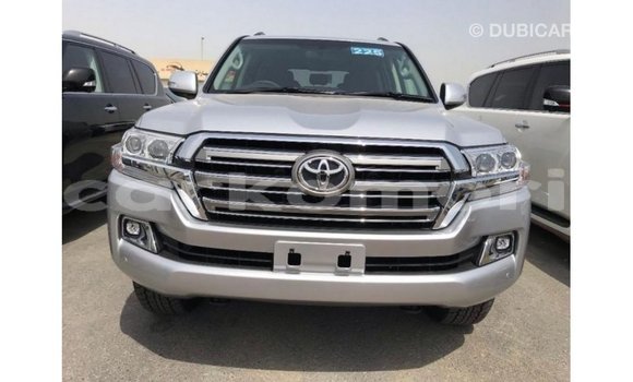 Acheter Import Voiture Toyota Land Cruiser Autre à Import - Dubai, Grande Comore Acheter Import Voiture Toyota Land Cruiser Autre à Import - Dubai, Grande Comore