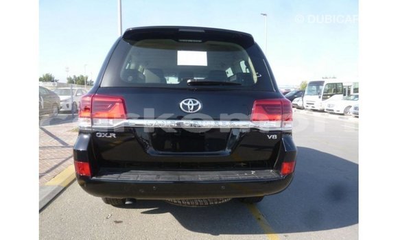 Acheter Import Voiture Toyota Land Cruiser Noir à Import - Dubai, Grande Comore Acheter Import Voiture Toyota Land Cruiser Noir à Import - Dubai, Grande Comore