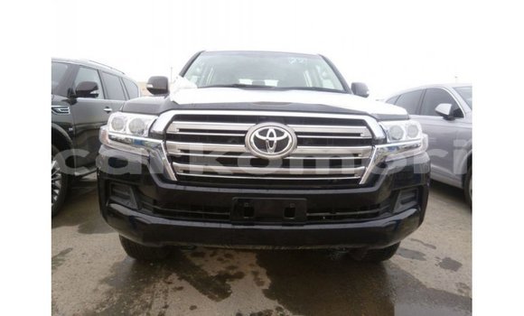 Acheter Import Voiture Toyota Land Cruiser Noir à Import - Dubai, Grande Comore Acheter Import Voiture Toyota Land Cruiser Noir à Import - Dubai, Grande Comore