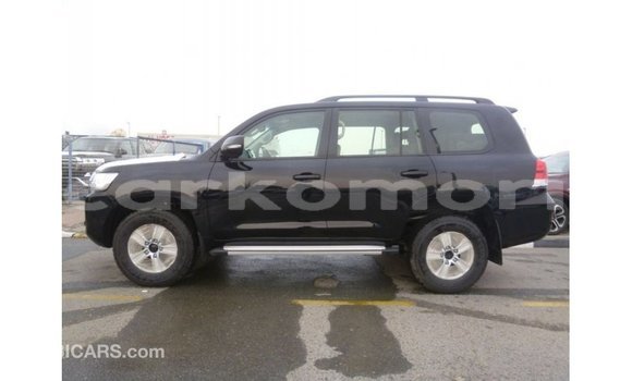 Acheter Import Voiture Toyota Land Cruiser Noir à Import - Dubai, Grande Comore Acheter Import Voiture Toyota Land Cruiser Noir à Import - Dubai, Grande Comore