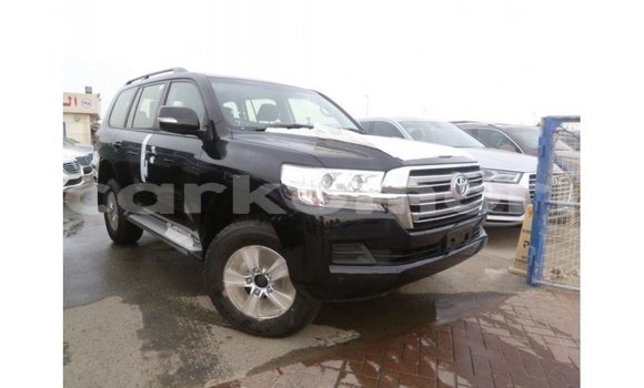 Buy Import Toyota Land Cruiser Black Car in Import - Dubai in Great Comore