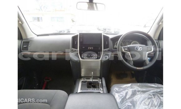 Buy Import Toyota Land Cruiser Black Car in Import - Dubai in Great Comore Buy Import Toyota Land Cruiser Black Car in Import - Dubai in Great Comore