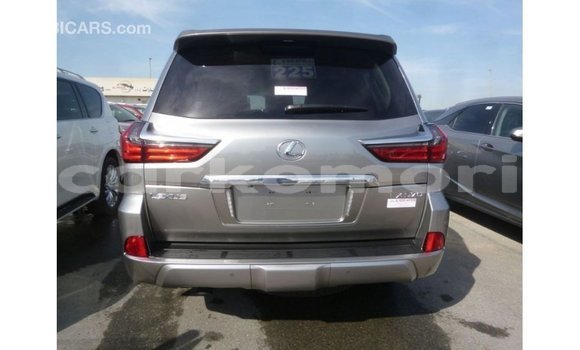 Acheter Import Voiture Lexus LX Autre à Import - Dubai, Grande Comore Acheter Import Voiture Lexus LX Autre à Import - Dubai, Grande Comore