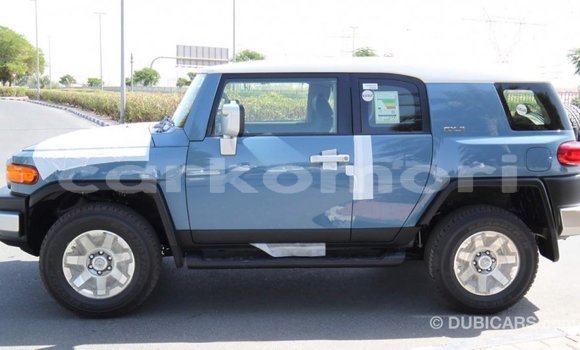 Buy Import Toyota FJ Cruiser Blue Car in Import - Dubai in Great Comore Buy Import Toyota FJ Cruiser Blue Car in Import - Dubai in Great Comore