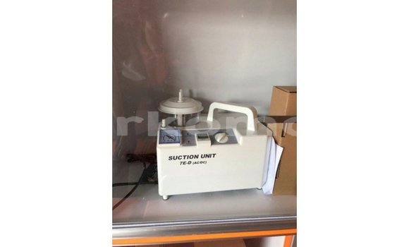 Acheter Import Voiture Toyota Hiace Blanc à Import - Dubai, Grande Comore Acheter Import Voiture Toyota Hiace Blanc à Import - Dubai, Grande Comore