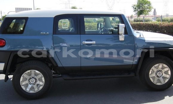 Buy Import Toyota FJ Cruiser Blue Car in Import - Dubai in Great Comore Buy Import Toyota FJ Cruiser Blue Car in Import - Dubai in Great Comore