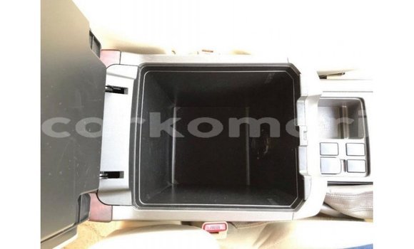 Acheter Import Voiture Toyota Prado Noir à Import - Dubai, Grande Comore Acheter Import Voiture Toyota Prado Noir à Import - Dubai, Grande Comore