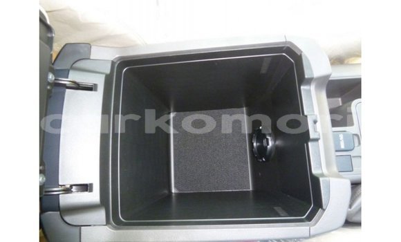 Acheter Import Voiture Toyota Prado Noir à Import - Dubai, Grande Comore Acheter Import Voiture Toyota Prado Noir à Import - Dubai, Grande Comore