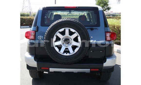 Buy Import Toyota FJ Cruiser Blue Car in Import - Dubai in Great Comore Buy Import Toyota FJ Cruiser Blue Car in Import - Dubai in Great Comore